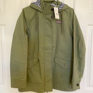 Vineyard Vines Rain Coat Spanish Moss size Med NWT